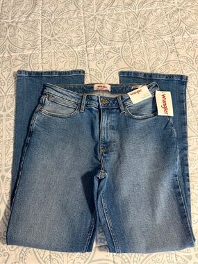 NEW WITH TAGS Wrangler High-Rise Bold Boot Jeans